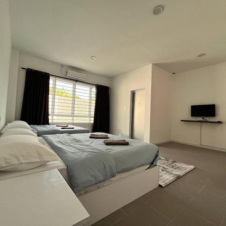 Ij Lodge Miri Exterior photo